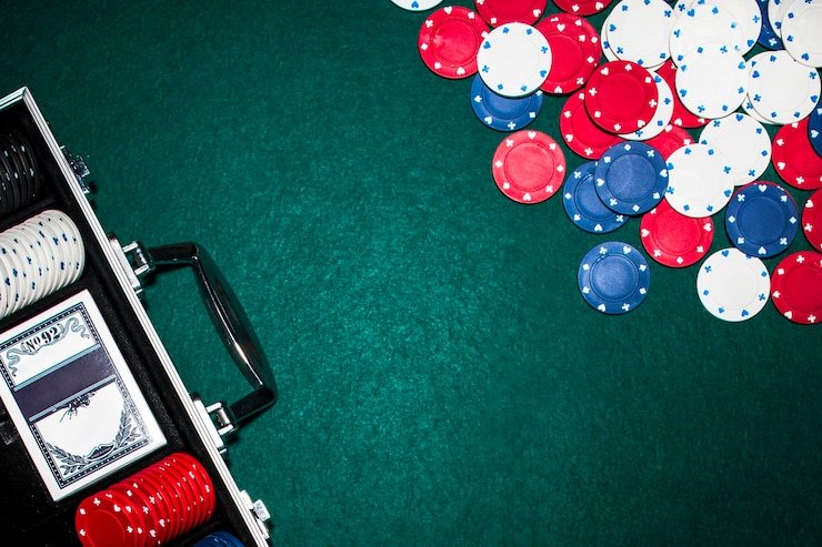 Pengguna membaca syarat bonus di dragslot